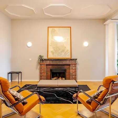 190m2 Modern Mansion In Central